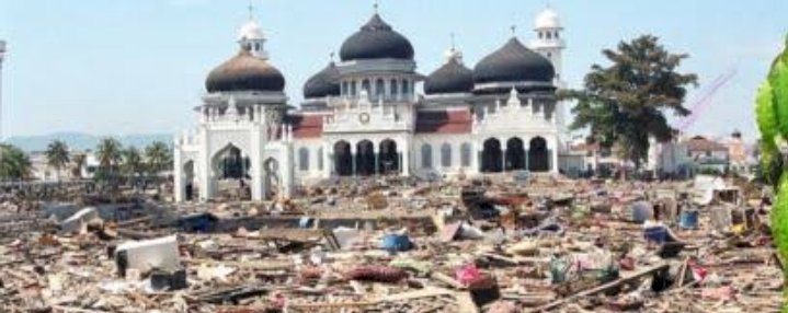 Gempa & Tsunami Aceh 2004
